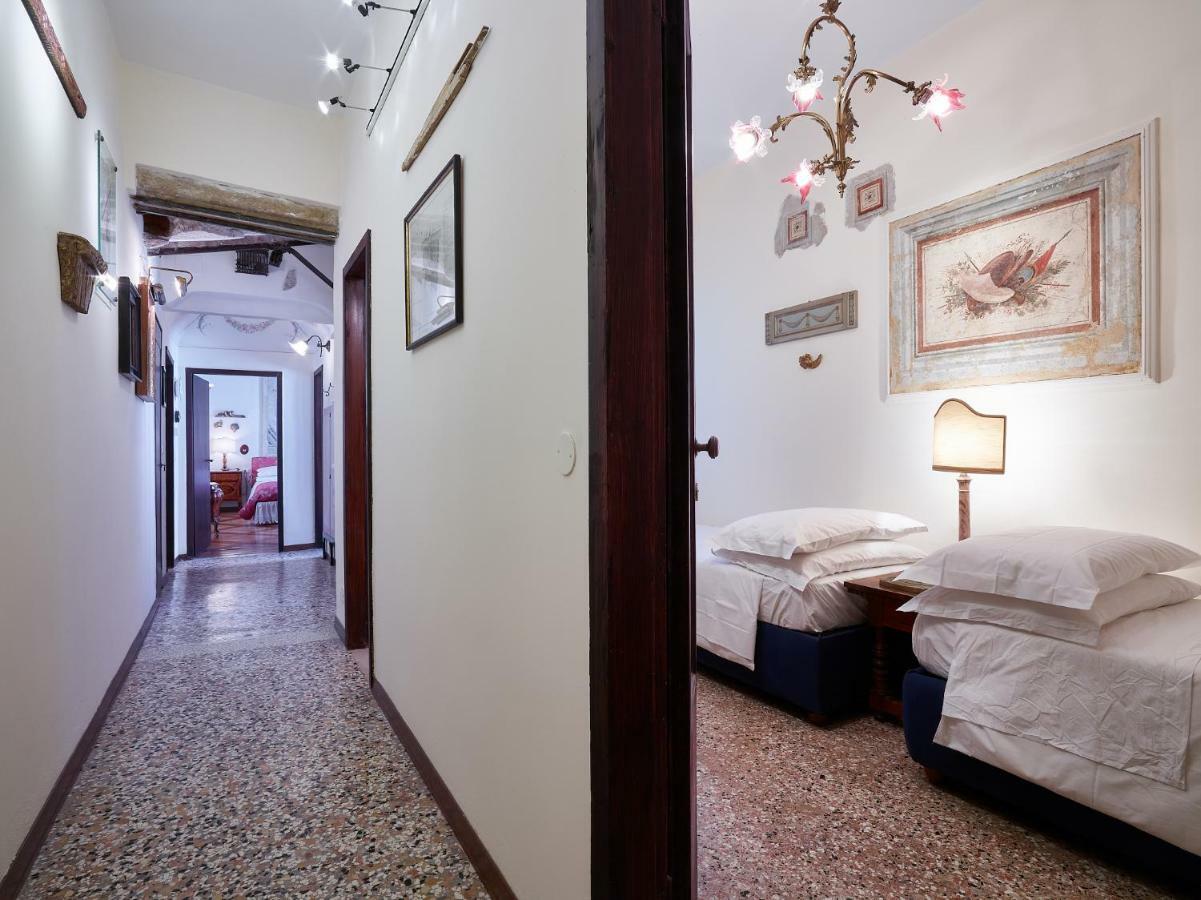 Palazzo Morosini Brandolin Dimora Romantica Venesia Bagian luar foto