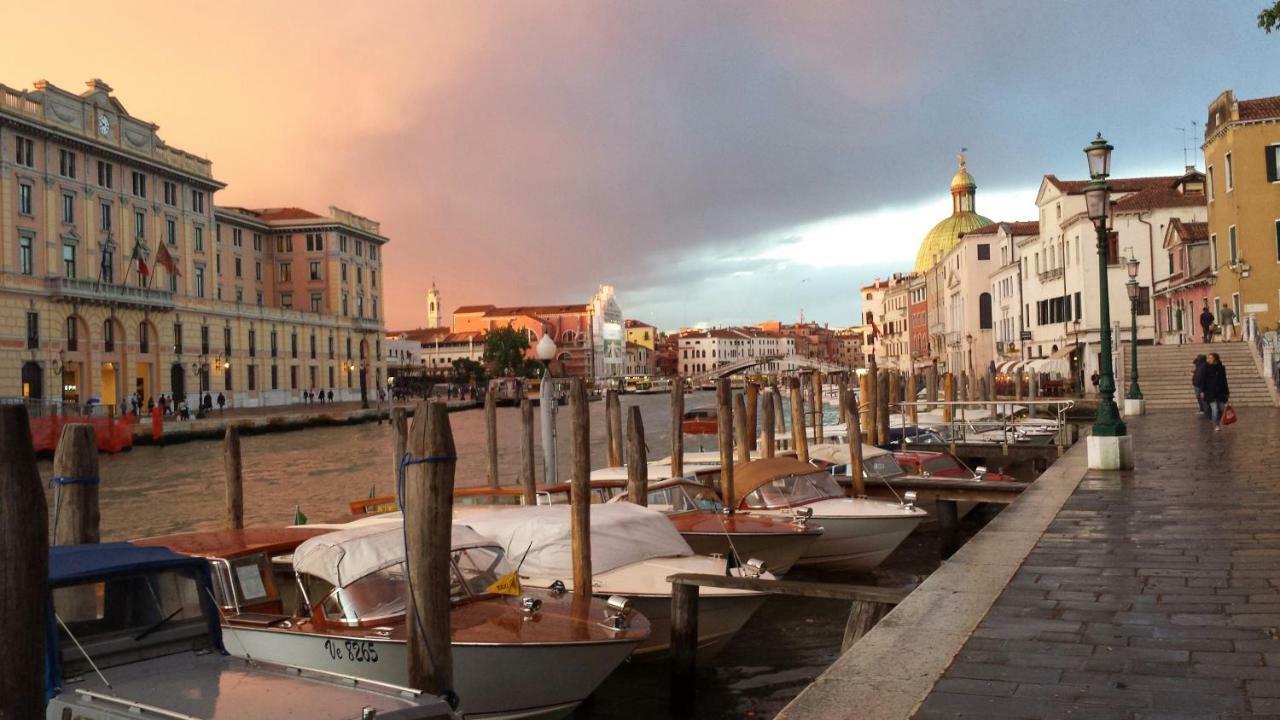 Palazzo Morosini Brandolin Dimora Romantica Venesia Bagian luar foto